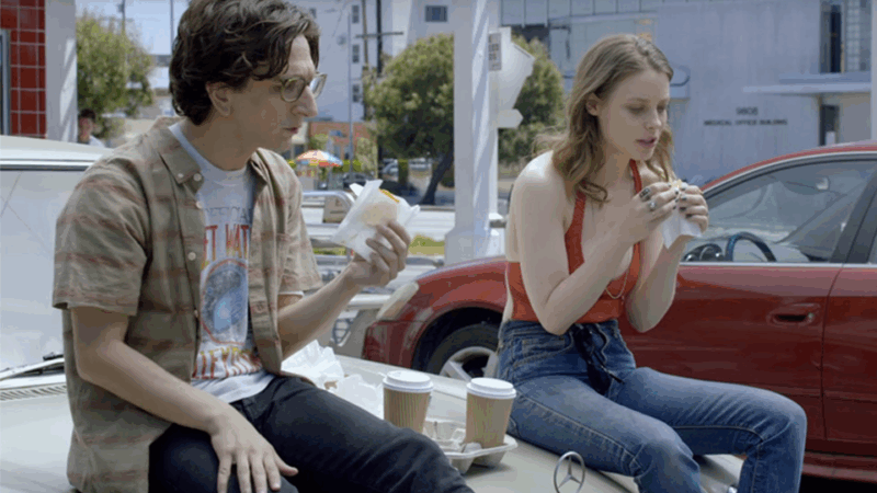 Série para maratonar: Love mostra como o vício em relacionamento afeta os Millennials