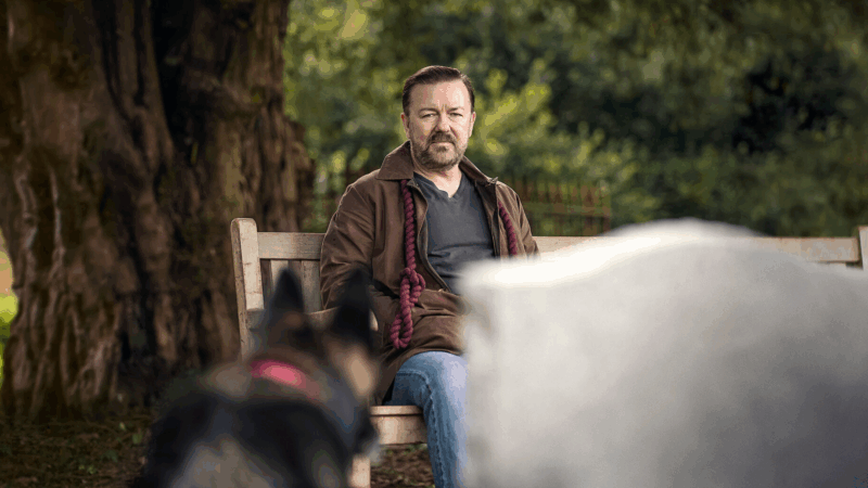 Por que After Life é a série da Netflix mais sensível sobre luto