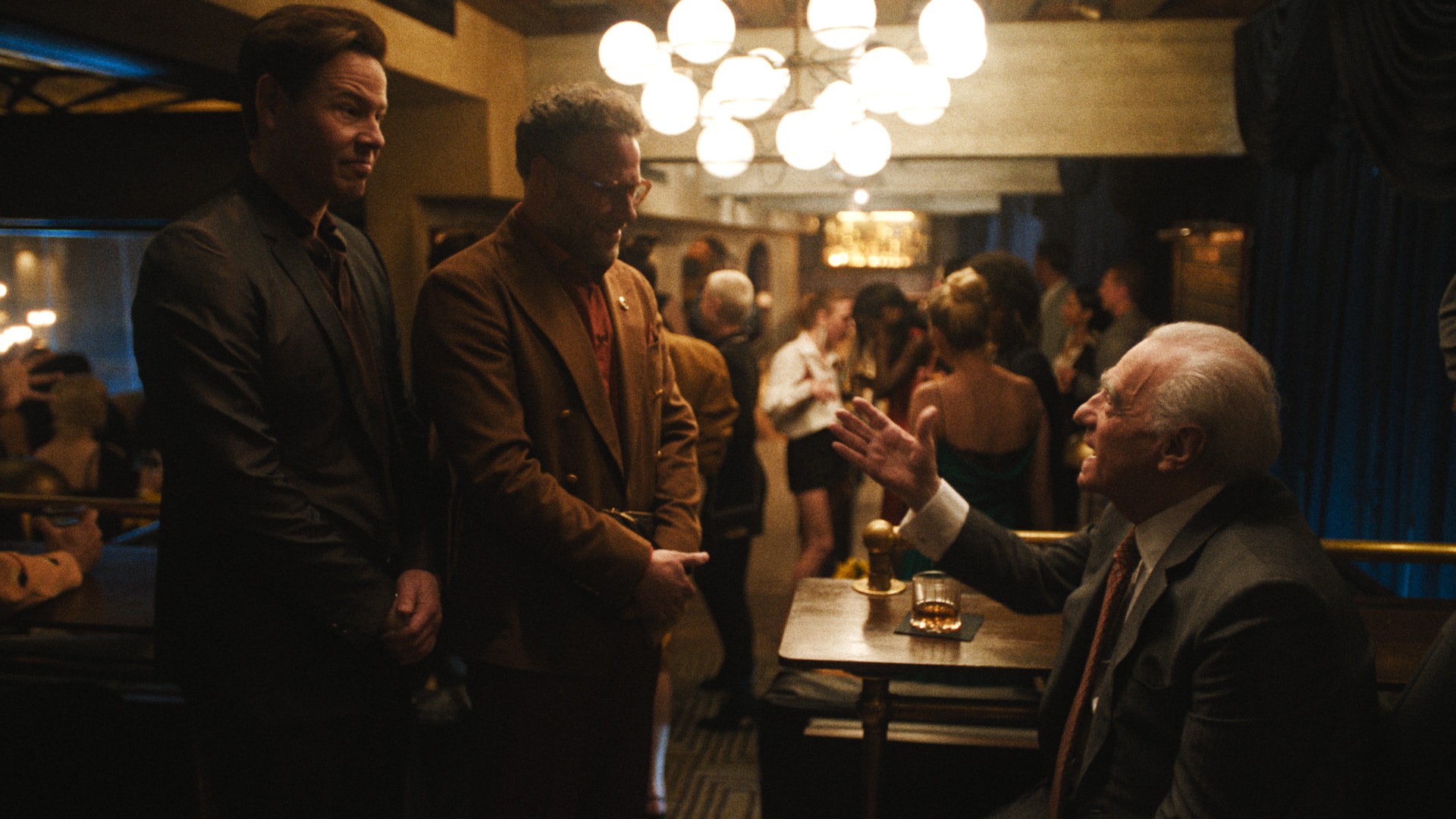 O Estúdio, The Pitt e mais; veja os principais vencedores do Emmy Awards 2025